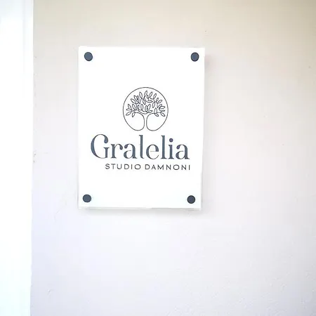 Apartment Gratelia Damnoni